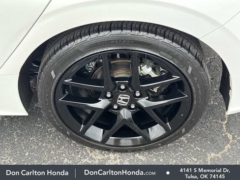 Used 2025 Honda Civic Sport image 29