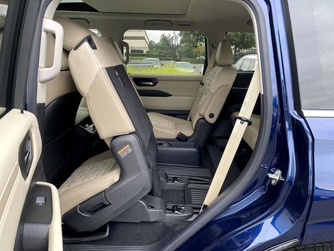 New 2026 Nissan Armada Platinum w/ Convenience Package image 18