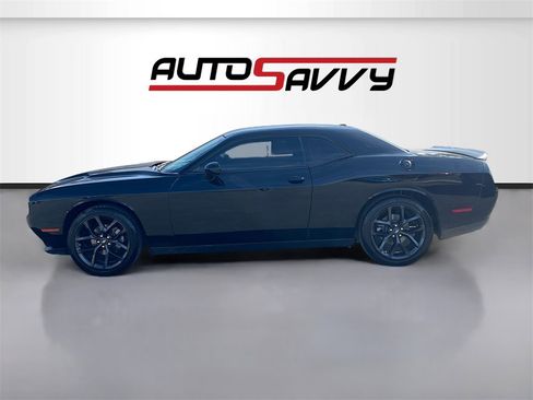 Used 2022 Dodge Challenger SXT w/ Blacktop Package image 4