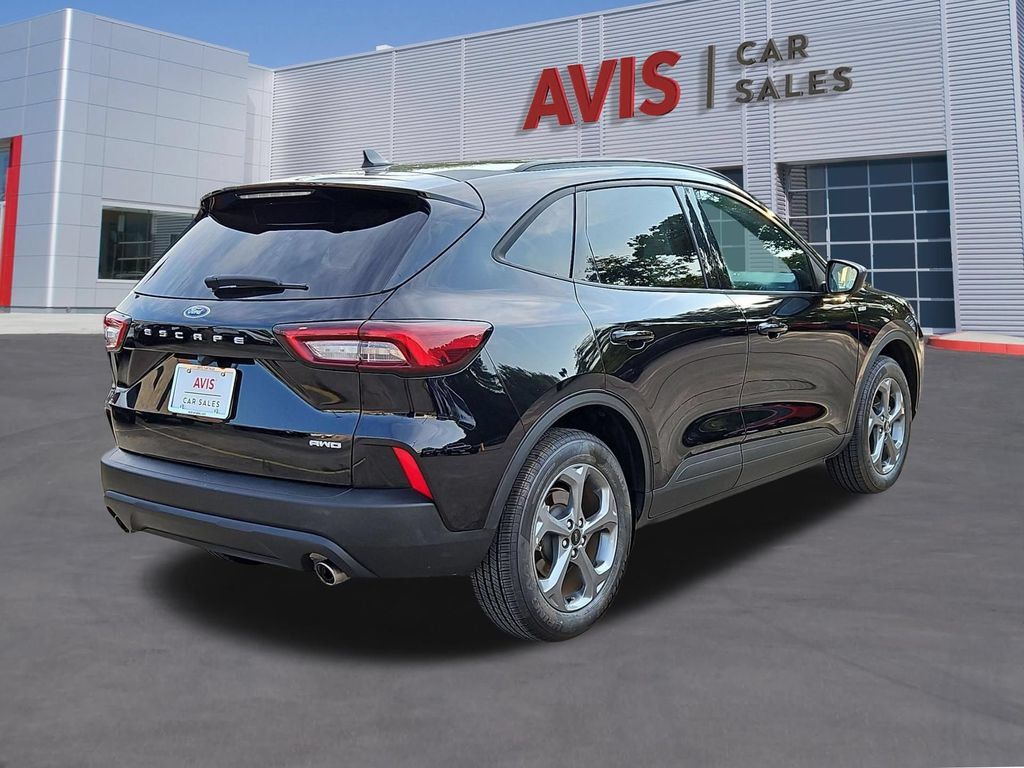 Used 2025 Ford Escape ST-Line AWD/4WD image 6