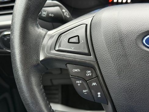 Certified 2022 Ford Edge SEL AWD/4WD image 35