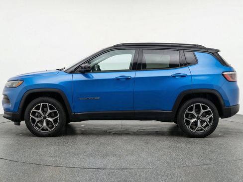 Used 2025 Jeep Compass Limited AWD/4WD image 5