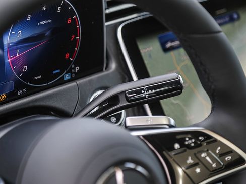 New 2024 Mercedes-Benz E 350 4MATIC Sedan image 17