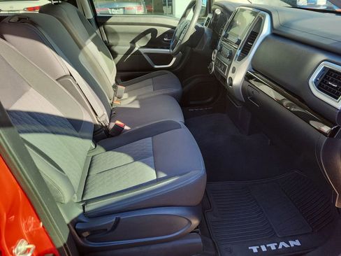 Used 2021 Nissan Titan SV w/ Off Road Protection Package image 25