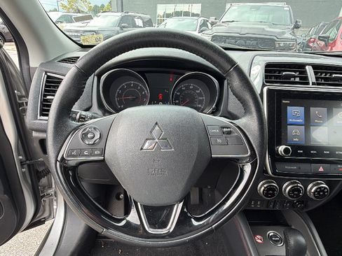Used 2024 Mitsubishi Outlander Sport AWD image 25