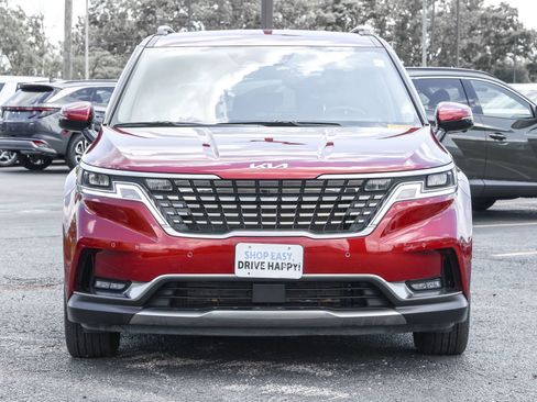 Used 2023 Kia Carnival SX image 10