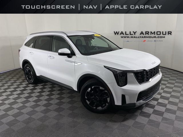 Used 2025 Kia Sorento S FWD image 1