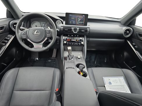 Used 2025 Lexus IS 350 F Sport image 9