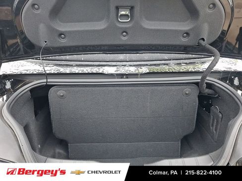 Used 2022 Chevrolet Camaro SS RWD image 32