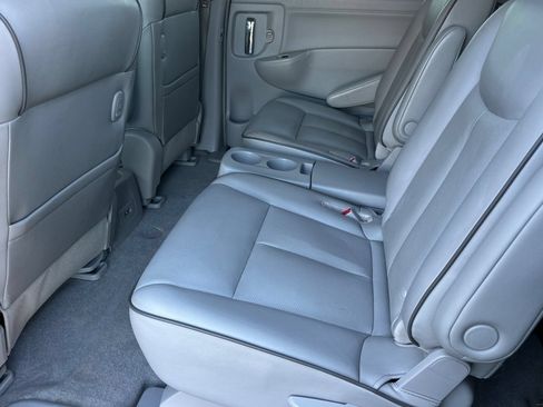 Used 2014 Nissan Quest SL FWD image 12