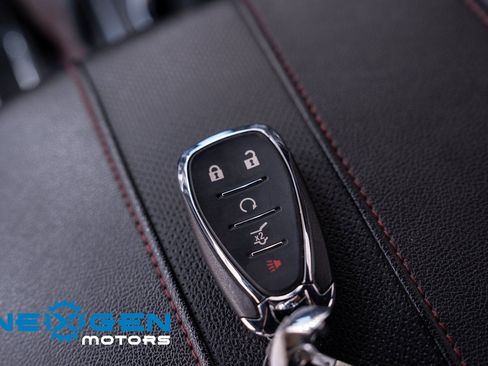 Used 2023 Chevrolet Traverse RS w/ LPO, Floor Liner Package image 29