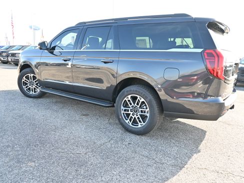 New 2026 Ford Expedition Max Active image 9