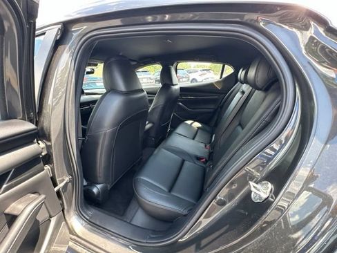 Used 2023 MAZDA MAZDA3 s FWD image 18