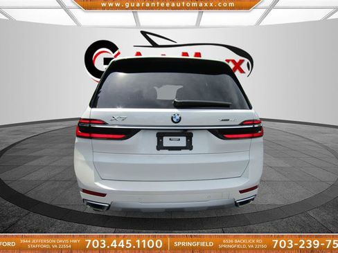 Used 2024 BMW X7 xDrive40i w/ Premium Package image 6