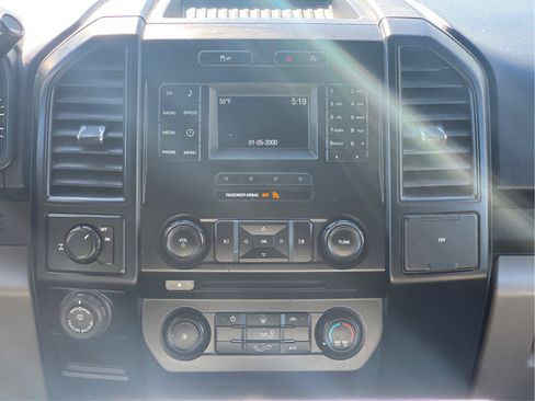 Used 2016 Ford F150 XL w/ Equipment Group 101A Mid RWD image 4
