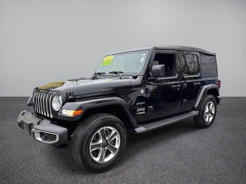 Used 2018 Jeep Wrangler Unlimited Sahara image 1