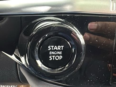 New 2026 Nissan Pathfinder Platinum image 25