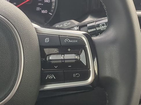 Used 2023 Kia Sorento S w/ Panoramic Sunroof Package image 21