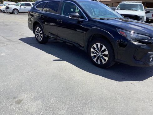 Used 2024 Subaru Outback Limited AWD/4WD image 7