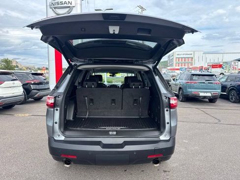 Used 2021 Chevrolet Traverse LT AWD/4WD image 22