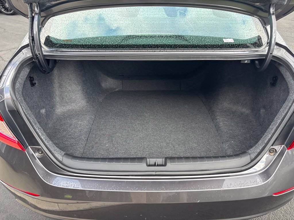 Used 2019 Honda Accord LX image 10