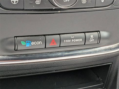 Used 2018 Dodge Grand Caravan GT image 21