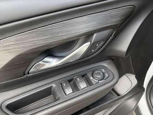 Used 2020 GMC Terrain SLT w/ Elevation Edition FWD image 19