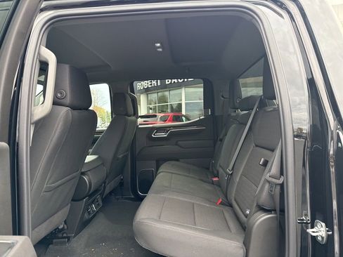 New 2026 GMC Sierra 1500 Elevation image 10