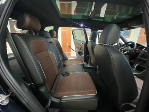 Used 2024 Volkswagen Tiguan SEL R-Line AWD/4WD image 16