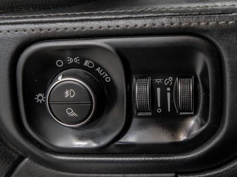 Used 2021 RAM 2500 Limited AWD/4WD image 29