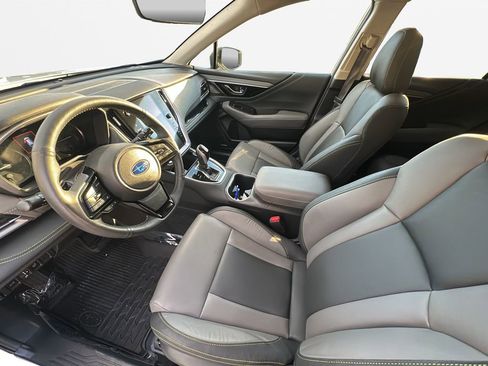 Used 2025 Subaru Outback Onyx Edition XT w/ Popular Package #2 image 38