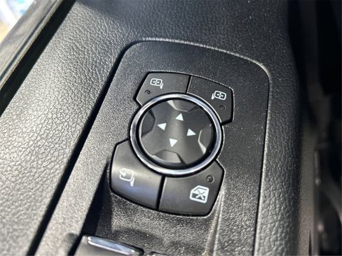 Used 2019 Ford F150 Lariat image 30