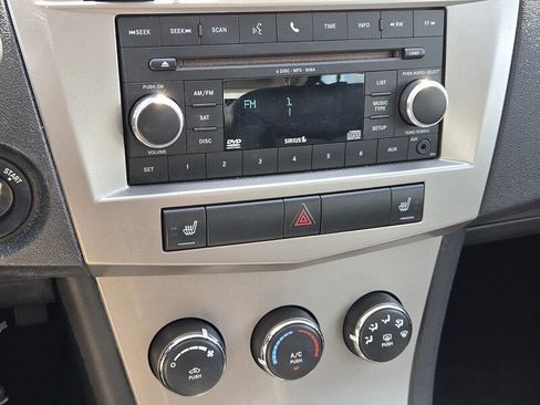 Used 2010 Chrysler Sebring Limited FWD image 24