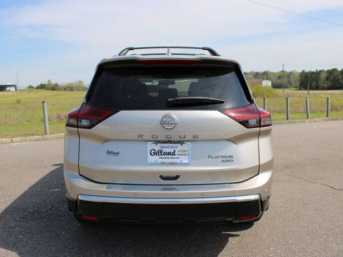 Used 2025 Nissan Rogue Platinum AWD/4WD image 20