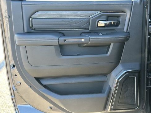 New 2025 RAM 2500 Limited image 22