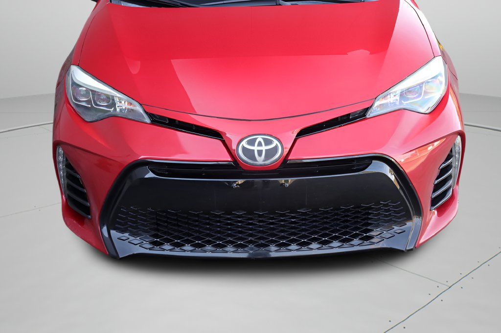 Certified 2017 Toyota Corolla XSE w/ Carpet Mat Package (TMS) FWD image 8