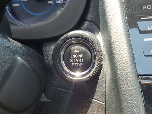 Used 2018 Subaru Forester 2.5i Touring w/ Popular Package #3B AWD/4WD image 29