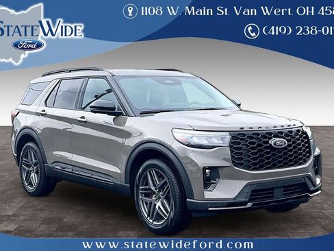 New 2026 Ford Explorer ST-Line w/ ST-Line Street Pack AWD/4WD image 1