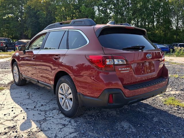 Used 2018 Subaru Outback 2.5i Premium AWD/4WD image 6