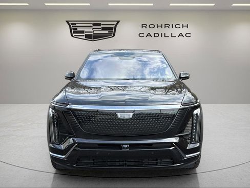 Certified 2026 Cadillac Vistiq Sport w/ LPO, Floor Liner Package AWD/4WD image 2