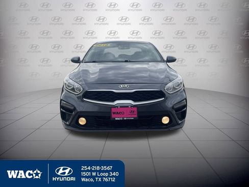 Used 2020 Kia Forte LXS image 2