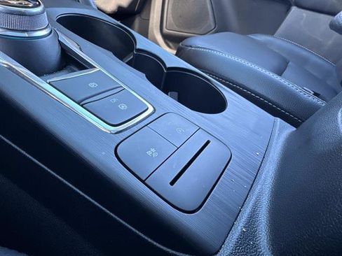 Used 2022 Ford Escape SEL image 24