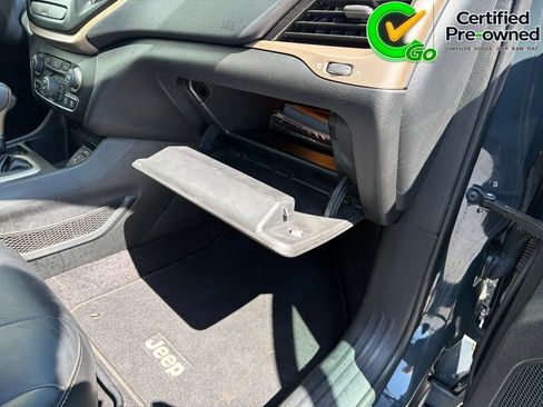 Certified 2018 Jeep Cherokee Limited FWD image 35