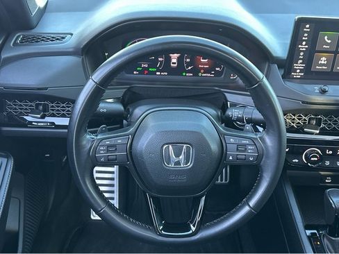 Used 2023 Honda Accord Sport image 11