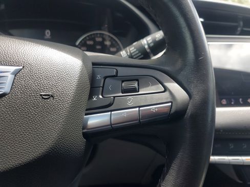 Used 2023 Cadillac XT4 Luxury FWD image 26