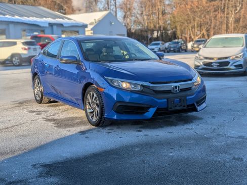 Used 2016 Honda Civic EX image 12