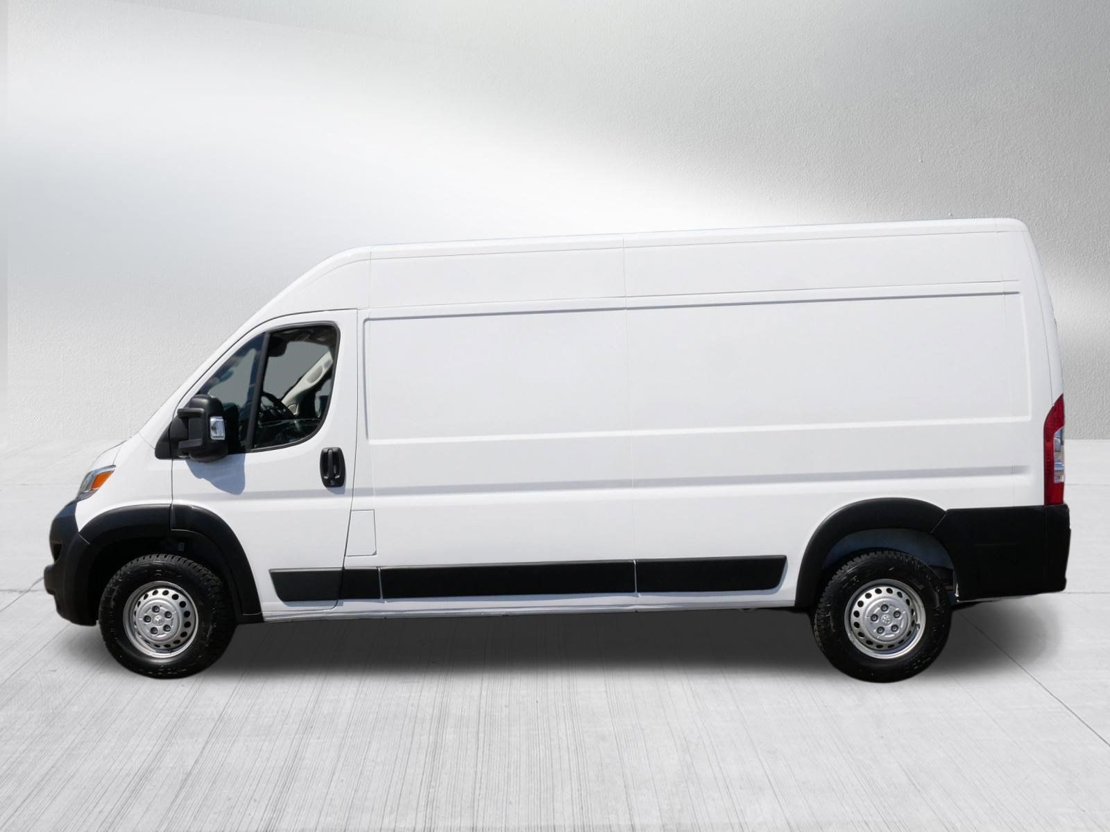 Used 2026 RAM ProMaster 2500 w/ Convenience Group FWD image 5