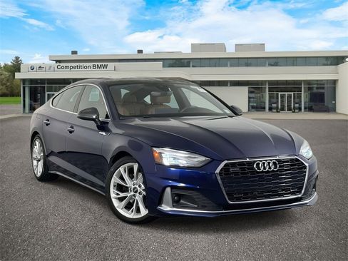 Used 2022 Audi A5 2.0T Premium image 1