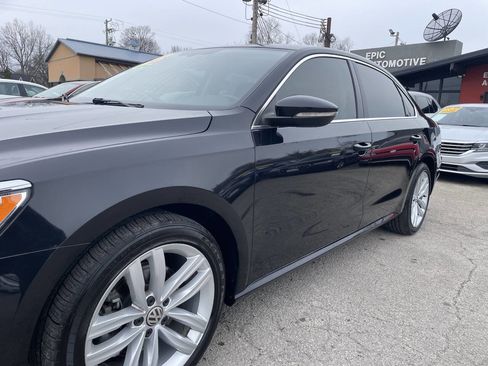 Used 2018 Volkswagen Passat 2.0T SE image 8