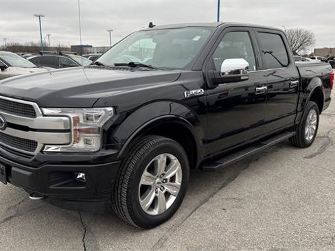 Used 2019 Ford F150 Platinum w/ Equipment Group 701A Luxury image 4